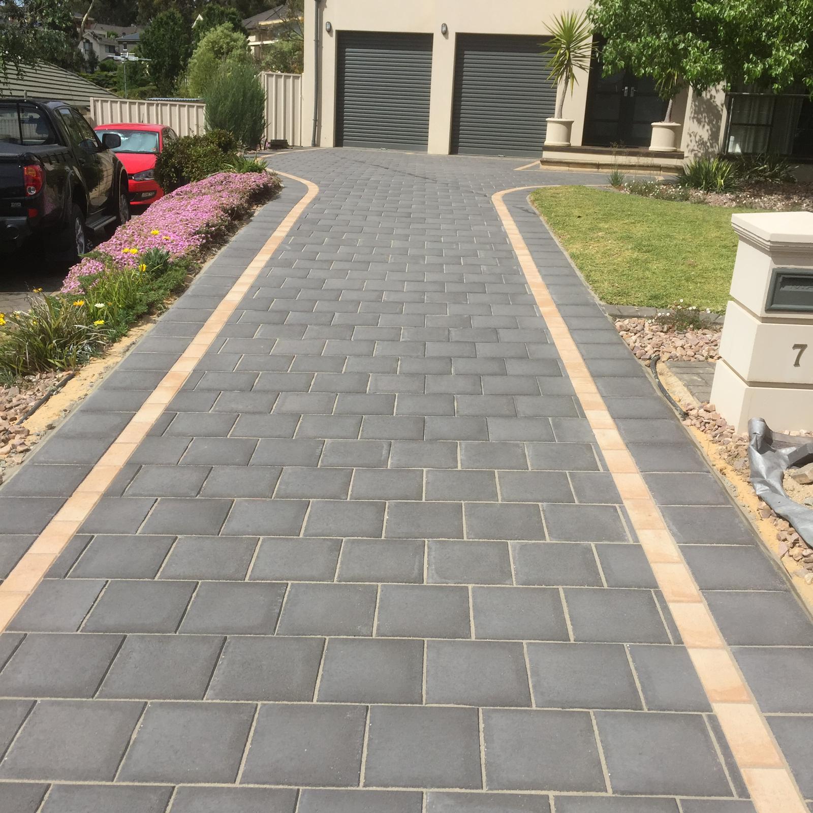 Earthbound landscaping paving driveway pavers